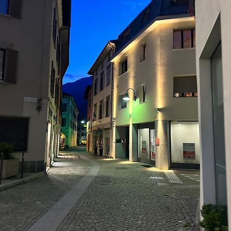 Flat In City Centre Tirano - 10 Minutes From Train Station Екстер'єр фото